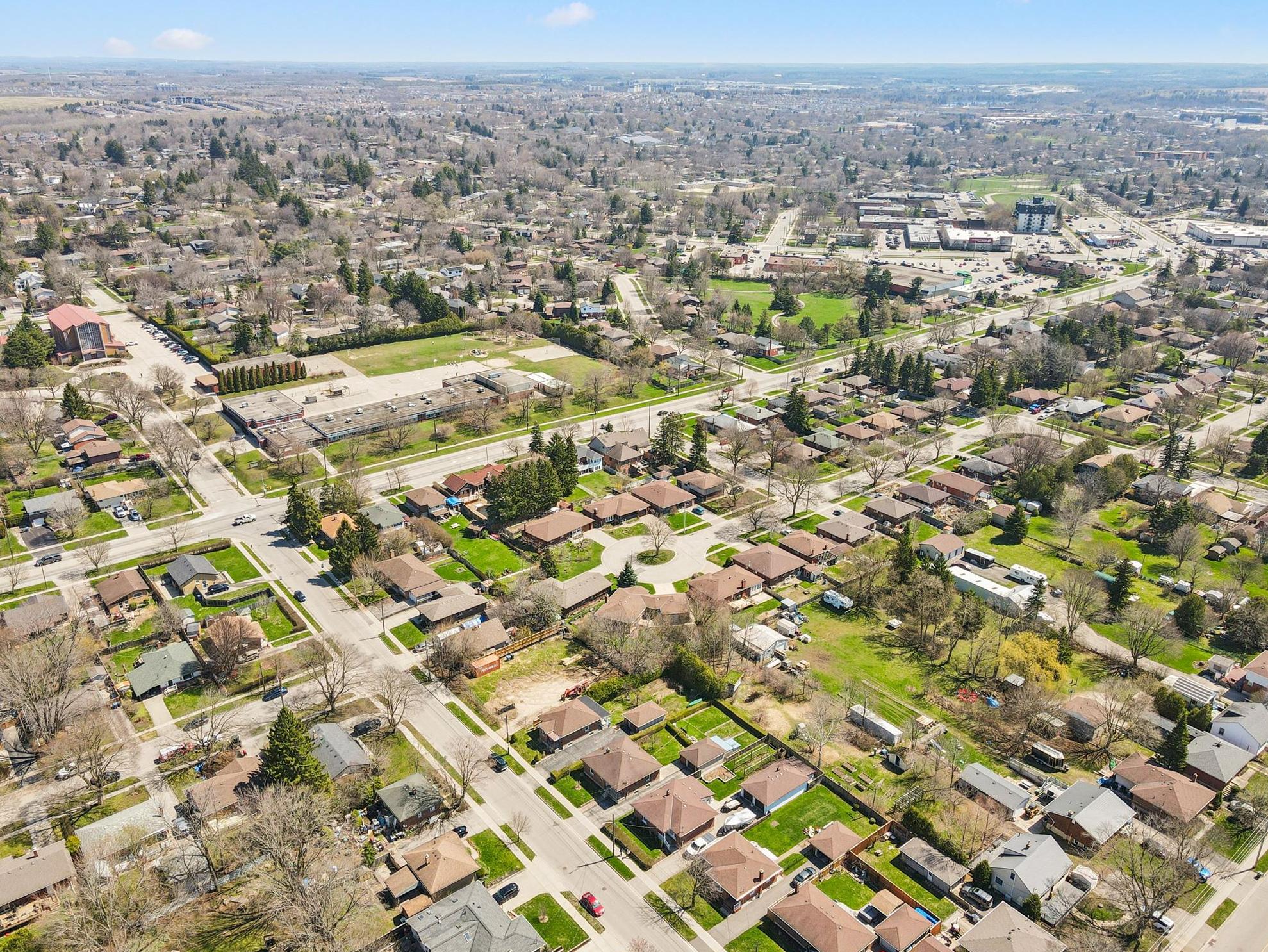 133 Emma St in GGH area